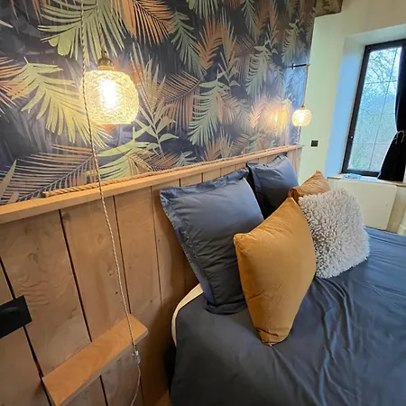 Domaine De La Bigottiere, D'hotes Montigne-le-Brillant